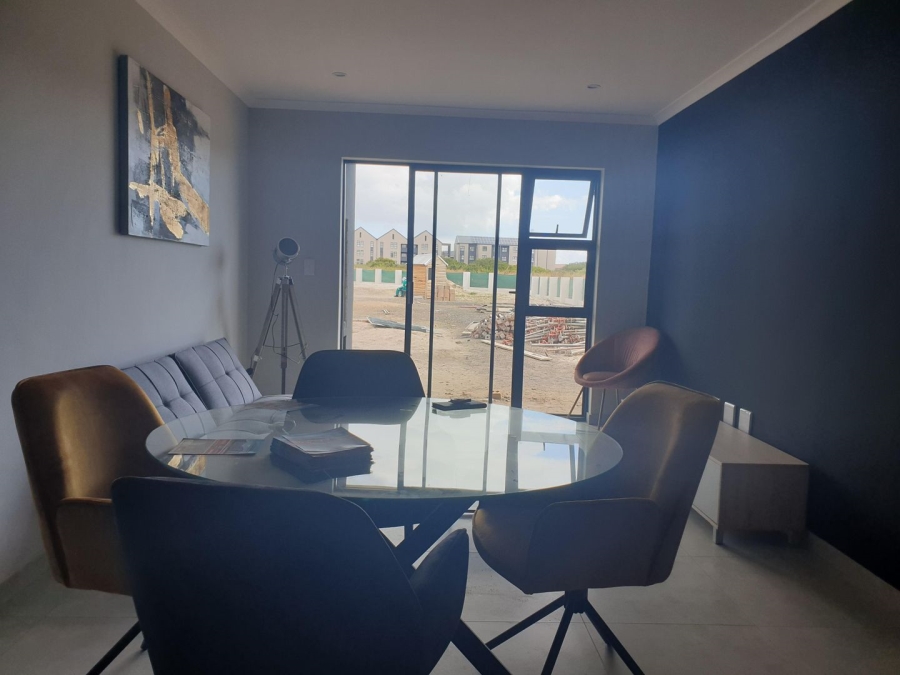 2 Bedroom Property for Sale in Parklands East Western Cape